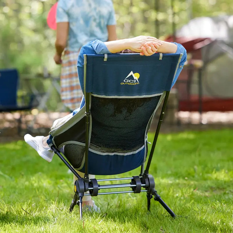 Patented Spring-Action ComPack Rocker - Choice 980 - Heavy-Duty Kickback Rocker with Beverage Holder Detail