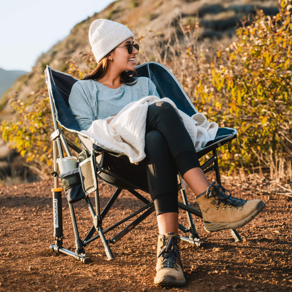 Heavy-Duty Freestyle Pod Rocker - Choice 933 - Heavy-Duty Kickback Rocker with Beverage Holder Detail